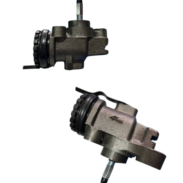 CILINDRO DE FRENO DELANTERO IZQUIERDO TOYOTA DYNA CON PURGA 1-3/16"